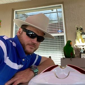 Meet your Posher, Michael